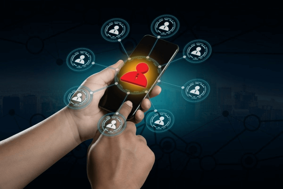 Instant Sharing And Wider Reach